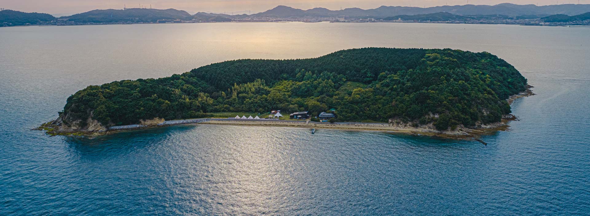 KUJIRA-JIMA